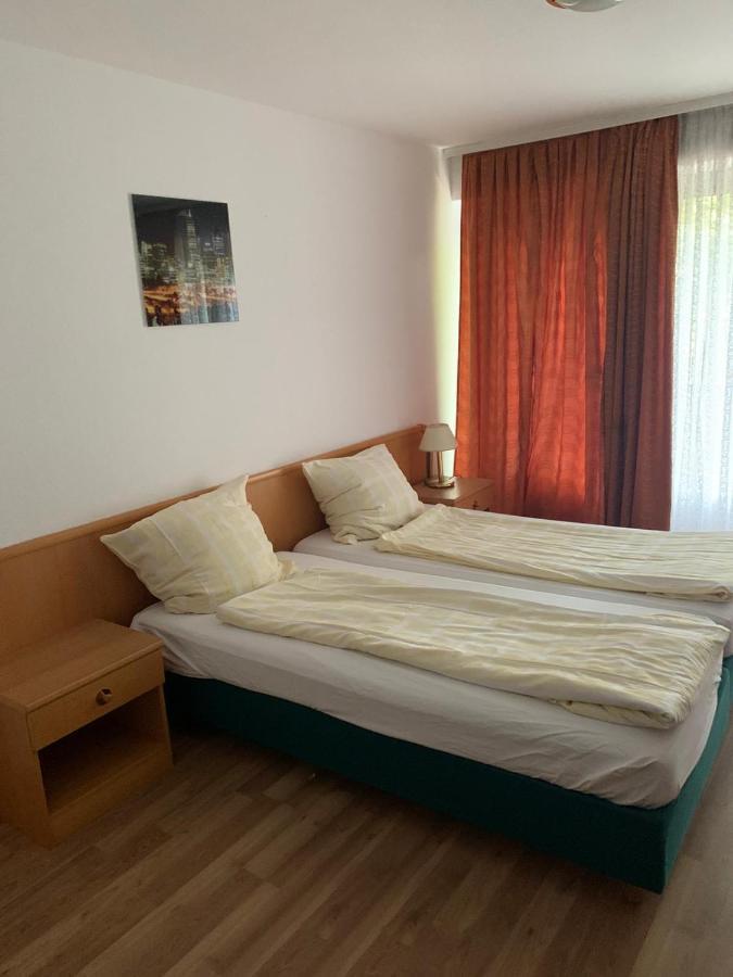 Grando Sukredo Hotel Hamburg Luaran gambar